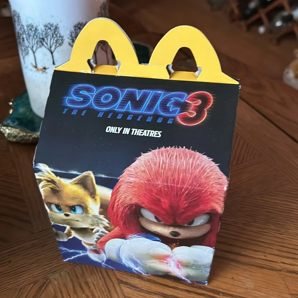 SONiC 3 McDonald’s Happy Meal Box & SHADOW Prize